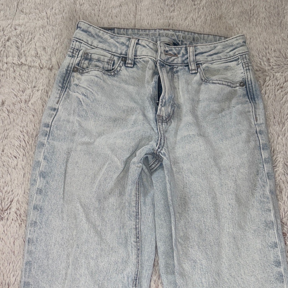 American eagle mom Jean
